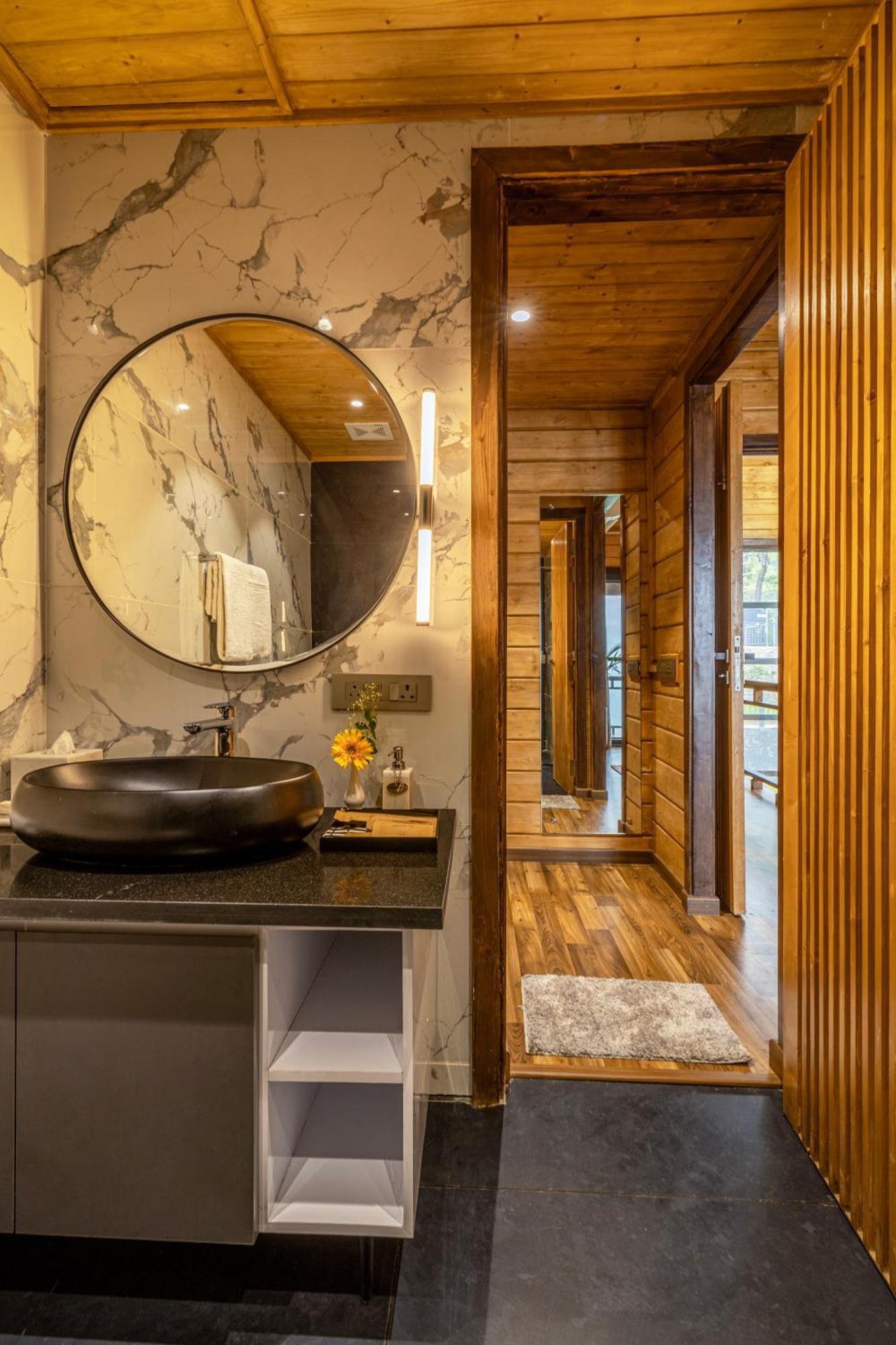 Ama Stays & Trails Kashi House, Ришикеш Экстерьер фото